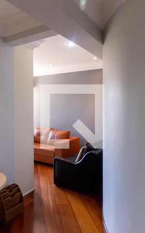 Apartamento à venda com 176m², 3 quartos e 3 vagas Apartamento à venda com 176m², 3 quartos e 3 vagasSala de TV