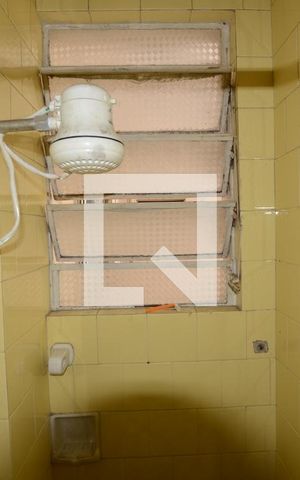 Apartamento à venda com 70m², 2 quartos e 1 vagaBanheiro de serviço