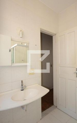 Apartamento à venda com 70m², 2 quartos e 1 vagaBanheiro Social