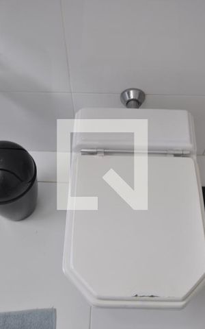 Casa de condomínio para alugar com 72m², 2 quartos e 1 vagaBanheiro da Suíte 1
