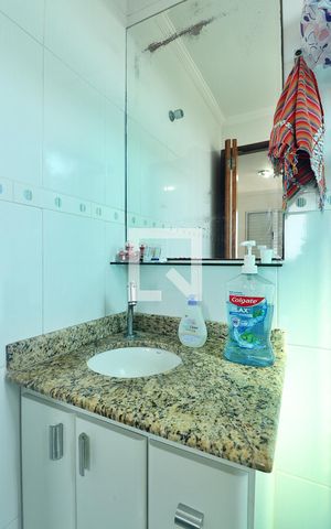 Apartamento à venda com 64m², 2 quartos e 1 vagaSuíte 1 - Banheiro do Quarto 1