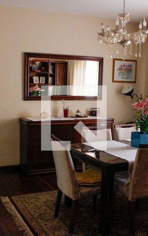 Casa para alugar com 190m², 3 quartos e 2 vagas Casa para alugar com 190m², 3 quartos e 2 vagasSala de Jantar