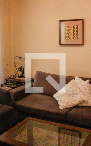 Casa para alugar com 190m², 3 quartos e 2 vagas Casa para alugar com 190m², 3 quartos e 2 vagasSala