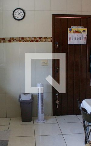 Casa para alugar com 190m², 3 quartos e 2 vagas Casa para alugar com 190m², 3 quartos e 2 vagasCozinha