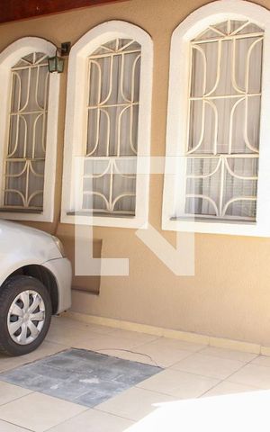 Casa para alugar com 190m², 3 quartos e 2 vagas Casa para alugar com 190m², 3 quartos e 2 vagasGaragem