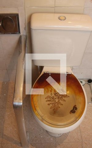 Casa à venda com 150m², 2 quartos e 2 vagasBanheiro