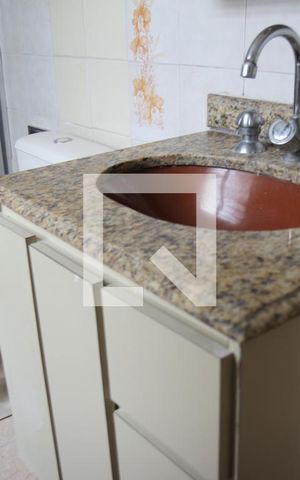 Casa à venda com 150m², 2 quartos e 2 vagasBanheiro