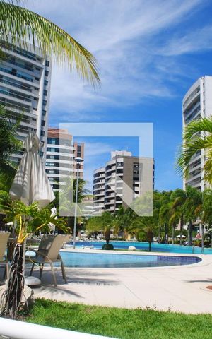 Apartamento para alugar com 196m², 5 quartos e 2 vagasÁrea comum - Piscina