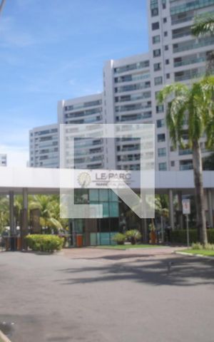 Apartamento para alugar com 196m², 5 quartos e 2 vagasFachada do Prédio