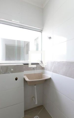 Apartamento para alugar com 43m², 2 quartos e sem vaga Apartamento para alugar com 43m², 2 quartos e sem vagaÁrea de Serviço