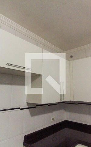 Casa à venda com 200m², 3 quartos e 2 vagas Casa à venda com 200m², 3 quartos e 2 vagasCozinha