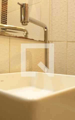 Apartamento para alugar com 66m², 2 quartos e 1 vagaBanheiro