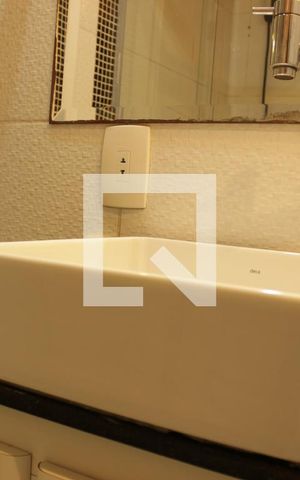 Apartamento para alugar com 66m², 2 quartos e 1 vagaBanheiro