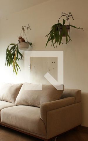 Apartamento para alugar com 66m², 2 quartos e 1 vagaSala
