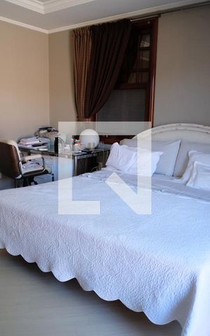Casa à venda com 450m², 5 quartos e 3 vagasQuarto 3 - Suíte