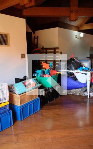 Casa à venda com 450m², 5 quartos e 3 vagasSoltão