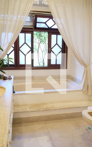 Casa à venda com 450m², 5 quartos e 3 vagasBanheiro da Suíte 3