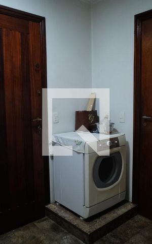 Casa à venda com 450m², 5 quartos e 3 vagasÁrea de Serviço