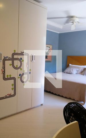 Casa à venda com 450m², 5 quartos e 3 vagasQuarto 2 - Suíte