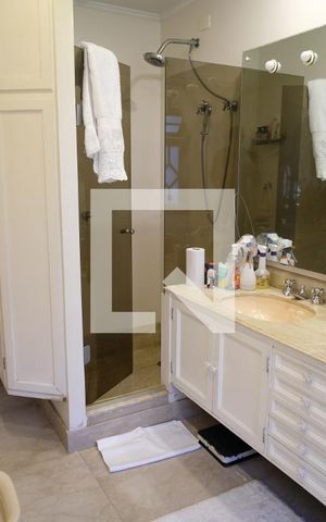 Casa à venda com 450m², 5 quartos e 3 vagasBanheiro da Suíte 3