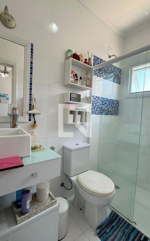 Casa de condomínio à venda com 351m², 3 quartos e 4 vagasBanheiro da Suíte 2
