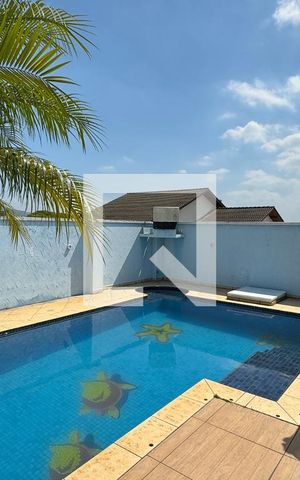 Casa de condomínio à venda com 351m², 3 quartos e 4 vagasPiscina