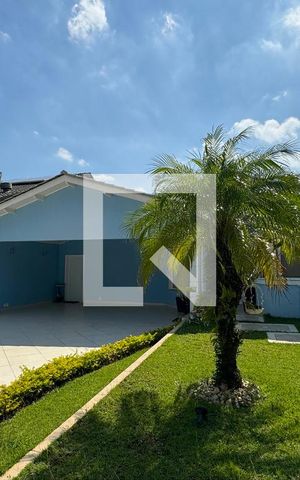 Casa de condomínio à venda com 351m², 3 quartos e 4 vagasGaragem