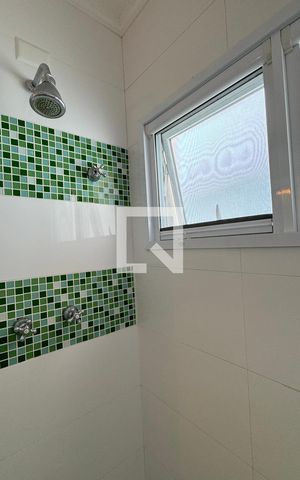 Casa de condomínio à venda com 351m², 3 quartos e 4 vagasBanheiro da Suíte 3