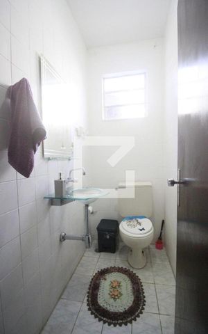 Casa à venda com 140m², 4 quartos e 3 vagasLavabo