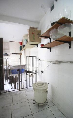 Casa à venda com 140m², 4 quartos e 3 vagasLavanderia