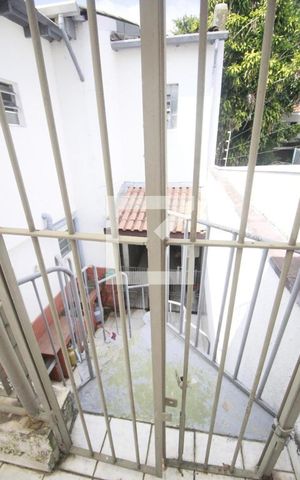Casa à venda com 140m², 4 quartos e 3 vagasChurrasqueira