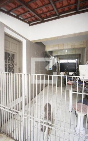 Casa à venda com 140m², 4 quartos e 3 vagasGaragem