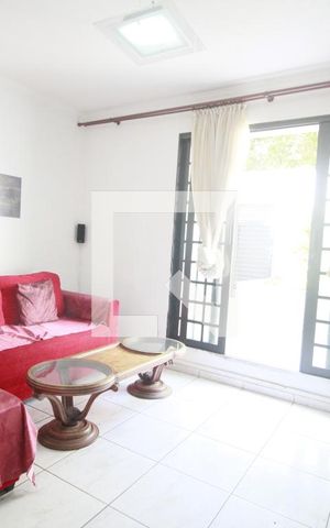 Casa à venda com 140m², 4 quartos e 3 vagasSala