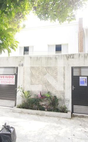 Casa à venda com 140m², 4 quartos e 3 vagasFachada