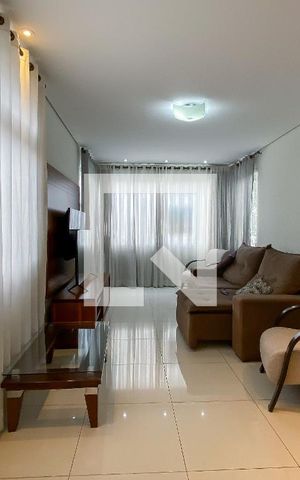 Apartamento à venda com 211m², 4 quartos e 3 vagas Apartamento à venda com 211m², 4 quartos e 3 vagasSala
