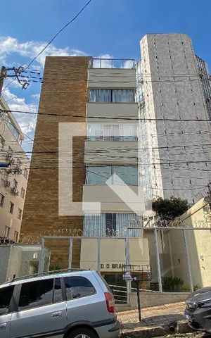 Apartamento à venda com 211m², 4 quartos e 3 vagas Apartamento à venda com 211m², 4 quartos e 3 vagasFachada