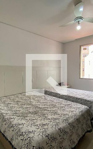 Apartamento à venda com 211m², 4 quartos e 3 vagas Apartamento à venda com 211m², 4 quartos e 3 vagasQuarto 3