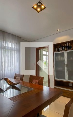 Apartamento à venda com 211m², 4 quartos e 3 vagas Apartamento à venda com 211m², 4 quartos e 3 vagasSala