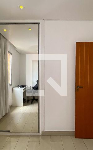 Apartamento à venda com 211m², 4 quartos e 3 vagas Apartamento à venda com 211m², 4 quartos e 3 vagasQuarto 2