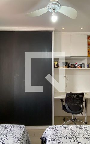 Apartamento à venda com 211m², 4 quartos e 3 vagas Apartamento à venda com 211m², 4 quartos e 3 vagasQuarto 3
