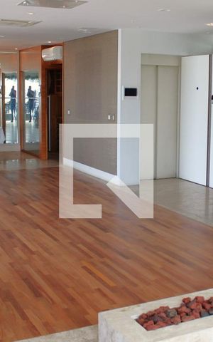 Apartamento à venda com 360m², 4 quartos e 4 vagasSala