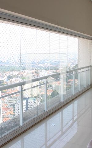 Apartamento à venda com 360m², 4 quartos e 4 vagasQuarto 4 - Varanda