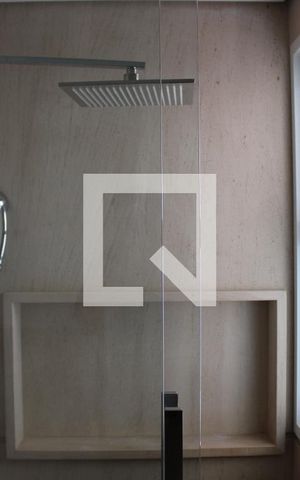 Apartamento à venda com 360m², 4 quartos e 4 vagasQuarto 4 - Banheiro 2