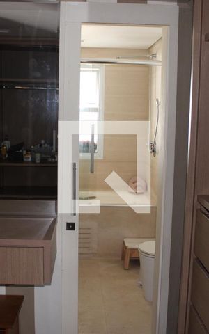 Apartamento à venda com 360m², 4 quartos e 4 vagasQuarto 4 - Banheiro