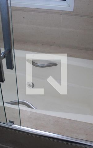 Apartamento à venda com 360m², 4 quartos e 4 vagasQuarto 4 - Banheiro