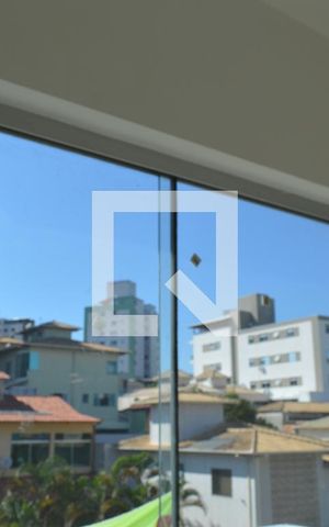 Apartamento à venda com 160m², 3 quartos e 1 vagaSuite