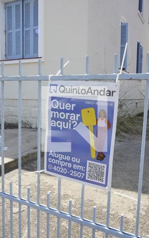 Casa à venda com 500m², 6 quartos e 8 vagasFachada