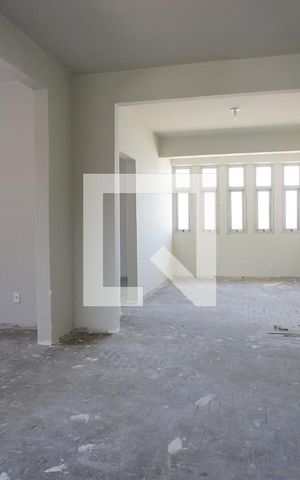 Casa à venda com 500m², 6 quartos e 8 vagasSala