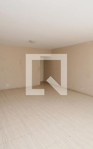 Casa à venda com 195m², 3 quartos e 4 vagasSala