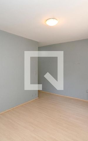 Casa à venda com 195m², 3 quartos e 4 vagasSuíte